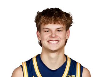 Tate Darner headshot