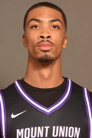 Deshaun Vaden headshot