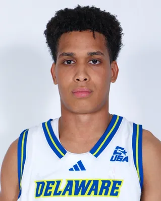 Jafet Valencia headshot