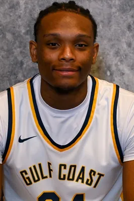 Matthew Hinton headshot
