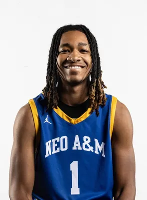 Justin McCarter headshot