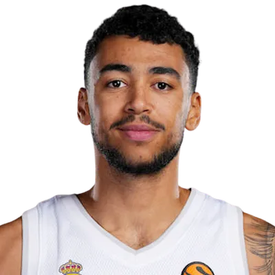 Izan Almansa headshot