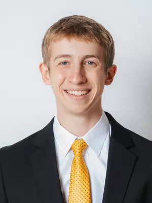 Ryan Carney headshot