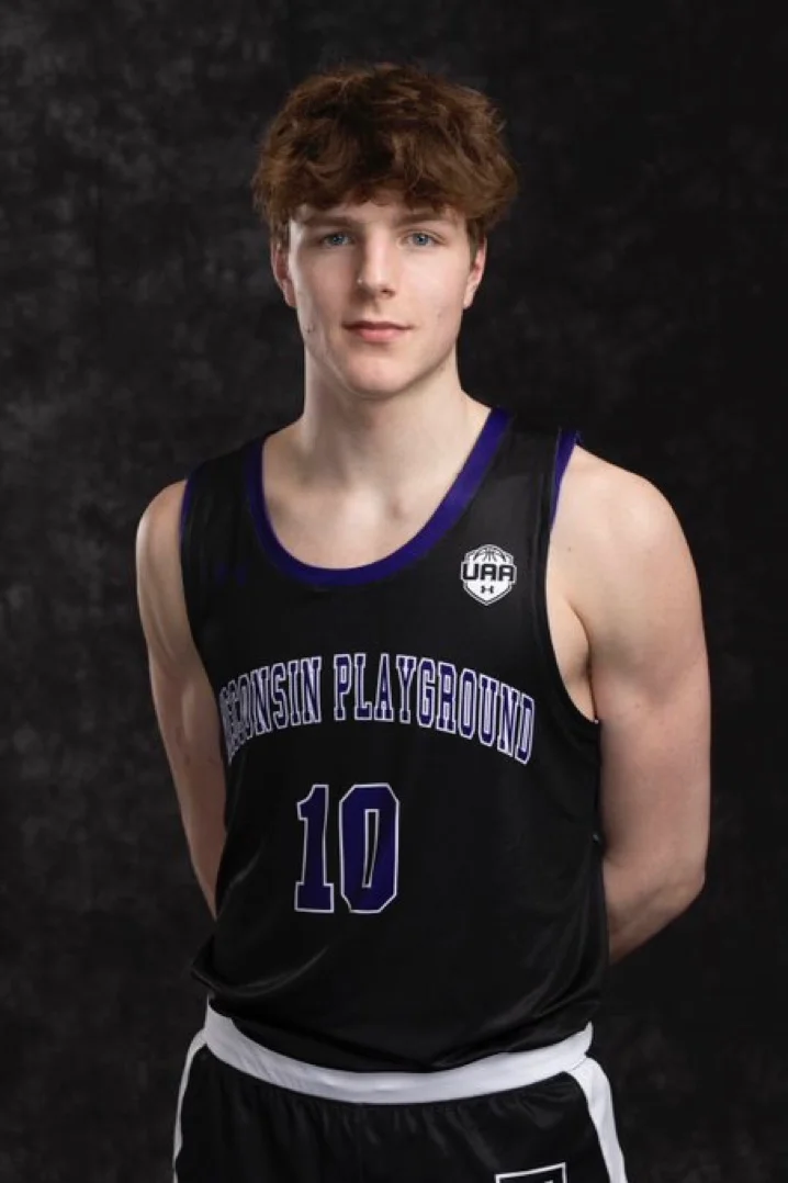 Zavier Zens headshot