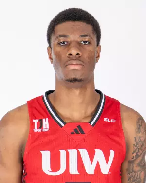 Tristan Collins headshot