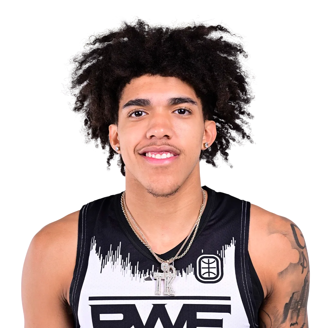 Taylen Kinney headshot