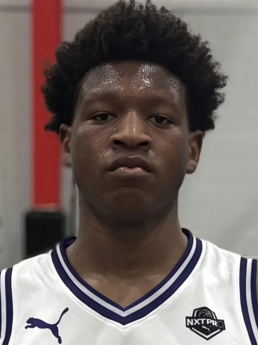 Tobiaz Tolbert headshot