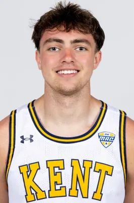 Quinn Woidke headshot