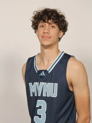 Isaiah Brown headshot