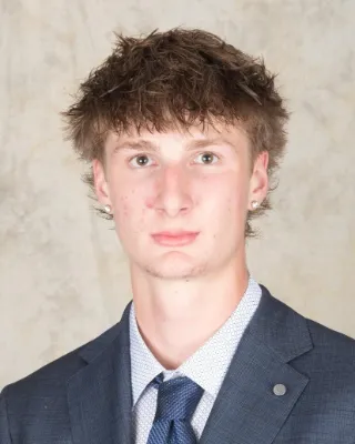 Carter Cohen headshot