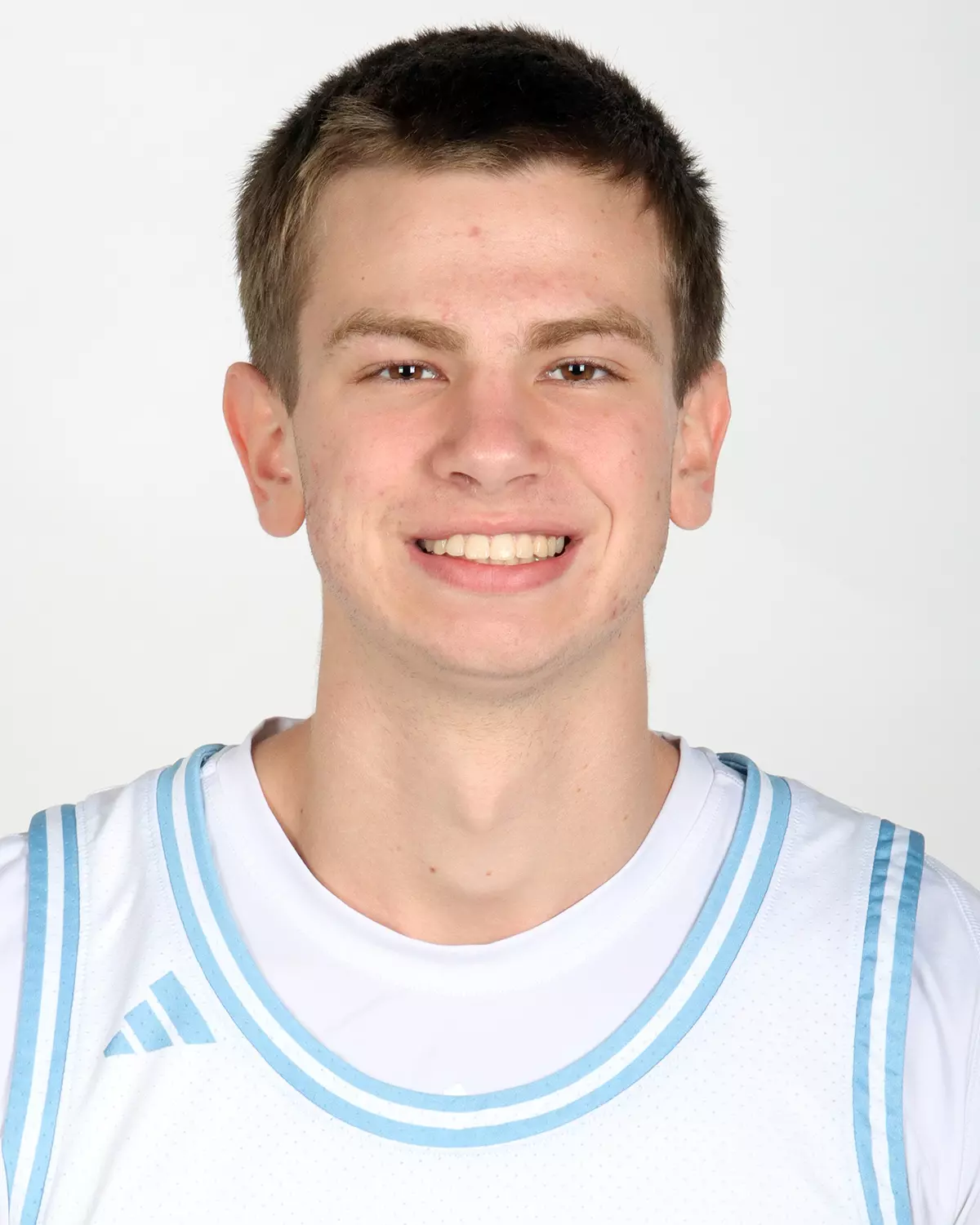 Dillon Claussen headshot