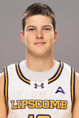 Kellen Quinn headshot