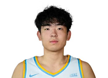 Xinyi Li headshot
