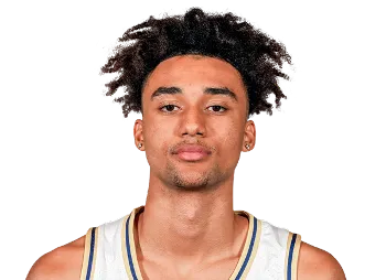 Dayan Nessah headshot