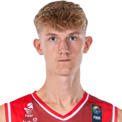 Marcus Moller headshot