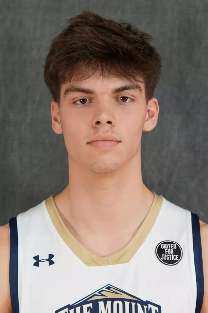 Ryan Brzezanski headshot