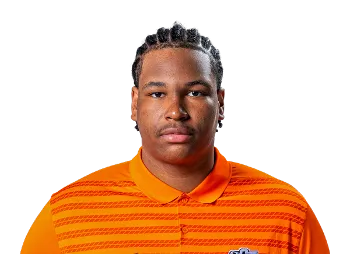 Mekhi Ragland headshot