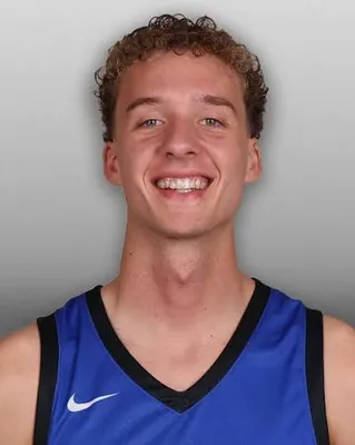 Thomas Allard headshot