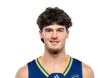 Samson Reilly headshot