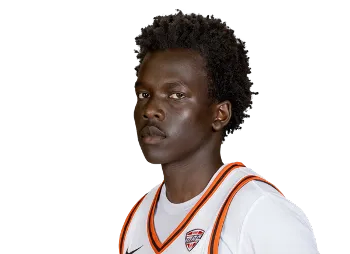 Mayar Wol headshot
