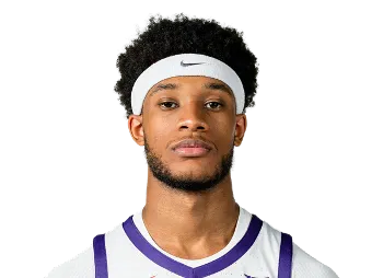 Micah Robinson headshot