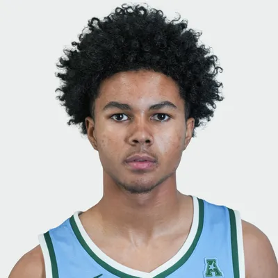Noah Mister headshot