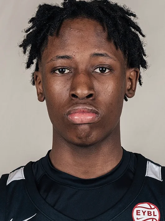Jahda Swann headshot