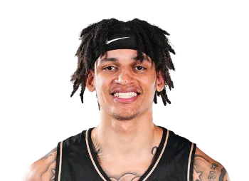 Riley Kugel headshot