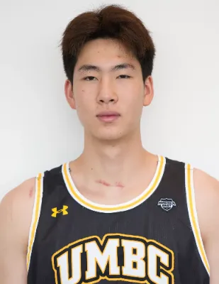 Steven Huan headshot