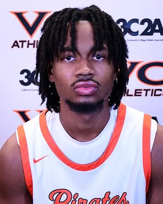 Jerimiyah Smith headshot