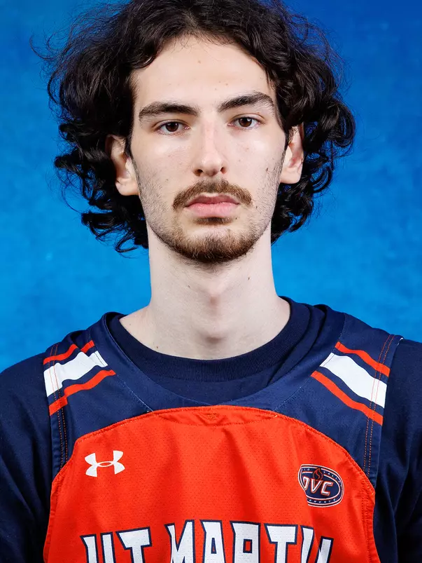 Sasha Savkov headshot