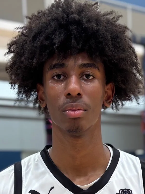 Collin Ross headshot