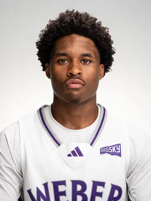 Maximillian Russell headshot
