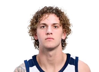 Finley Bizjack headshot