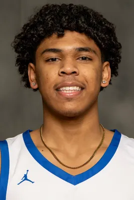 Davee Flowers headshot