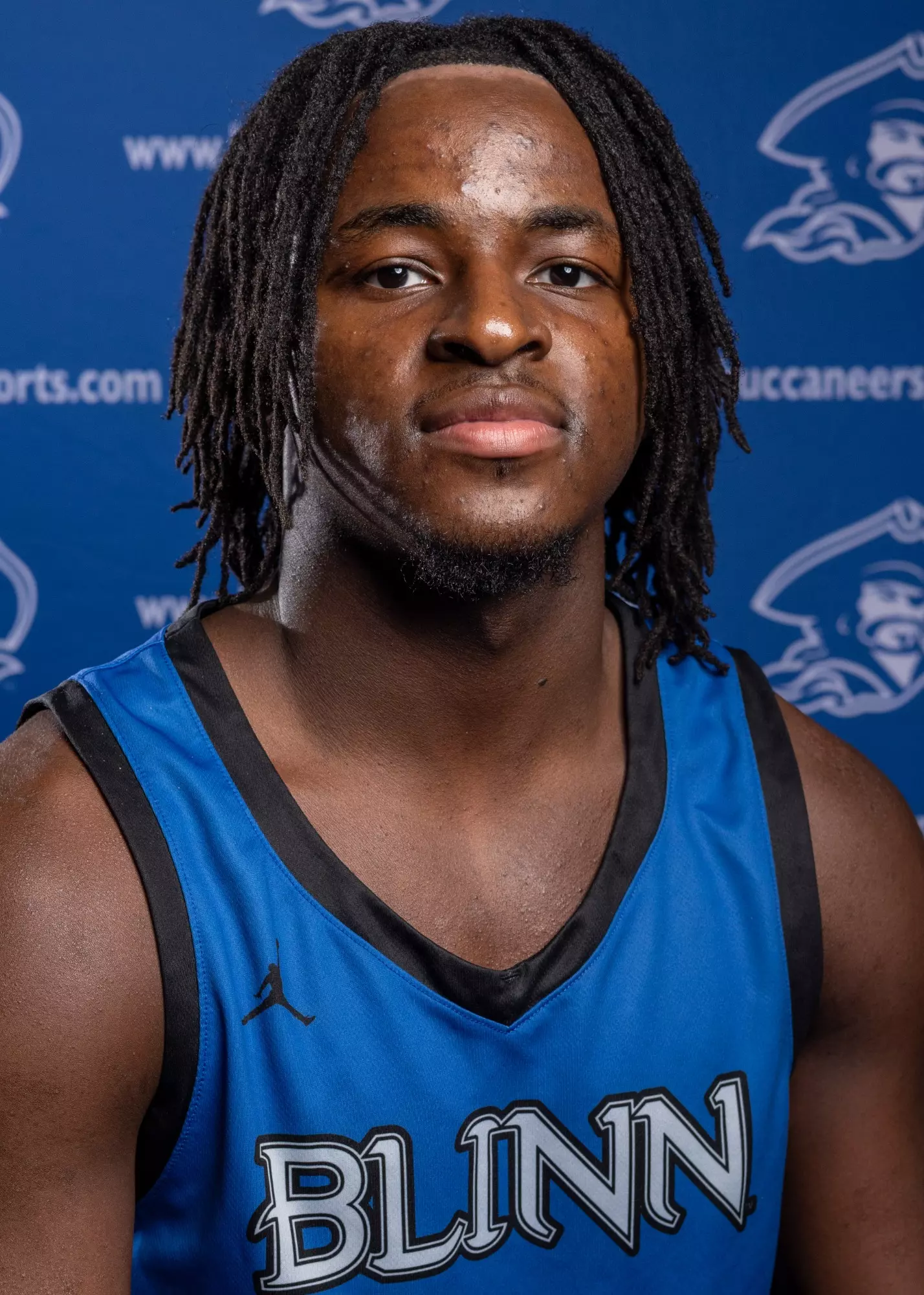 Desmeon Jones headshot