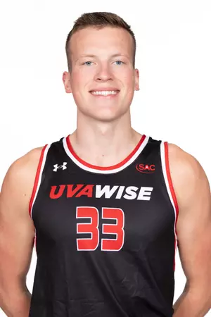 Evan Ramsey headshot